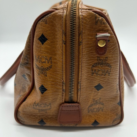 MCM VISETOS Boston bag cognac in color. - Picture 4 of 10